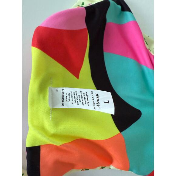 Maaji Reversible Bikini Set in Mini Print Floral Top L and Bottom M NWT - Picture 6 of 6